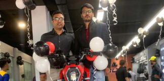 A3 ACE brings a new age mobility solution by introducing electric bikes of Revolt Motors in Surat A3 ACE brings a new age mobility solution by introducing electric bikes of Revolt Motors in Surat