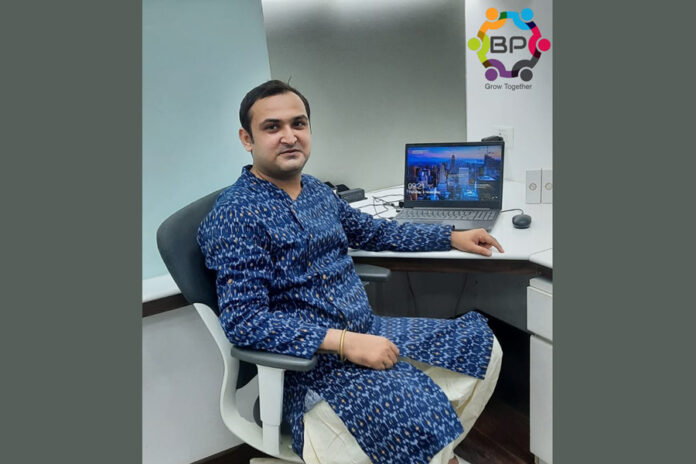 Paresh Nanda, Digital Marketing, IT professional turned hacker,