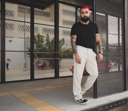 Entrepreneur RASEC SAGRAV: Wanna be A hot Topic? Your Hair could make a big difference!!