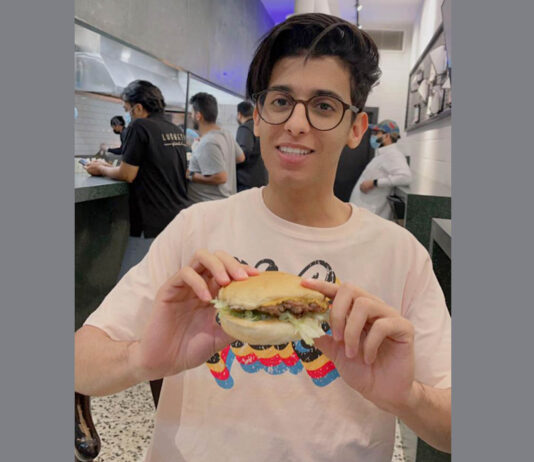 Entrepreneur Amjad Shuwayhi: Are you a Foodie? Wanna explore Restaurants and cafes?