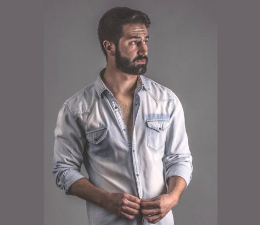 Leonar Mardirosian: The Maverick Singer from USA who is Physicist and Ace Entrepreneur