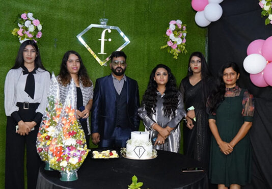 11th FTV Salon Academy opened to deliver best professional makeup courses in Nagpur 11th FTV Salon Academy opened to deliver best professional makeup courses in Nagpur