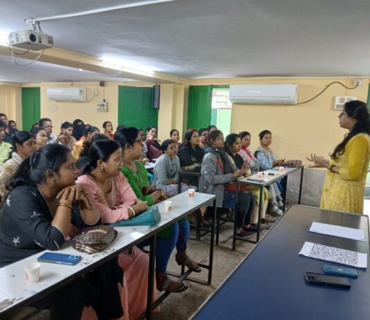 South Kolkata School Organizes Workshop on Mental Health and Digital Wellbeing for Parents of Students Entering High School South Kolkata School, Mental Health and Digital Wellbeing, A K Ghosh Memorial School,