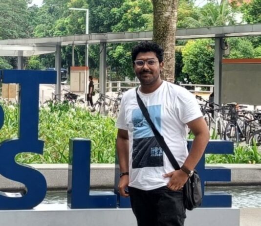 Harsha Kondaveeti is the youngest student intern at NUS University Singapore